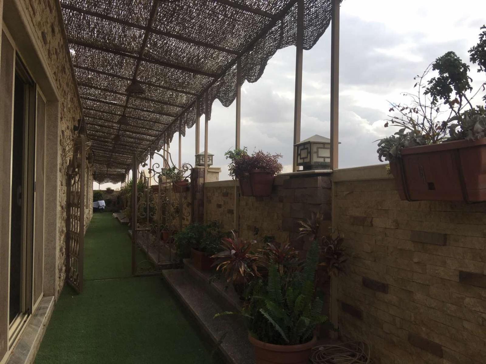 Apartment Pyramid View! Sleeps 13 Cairo
