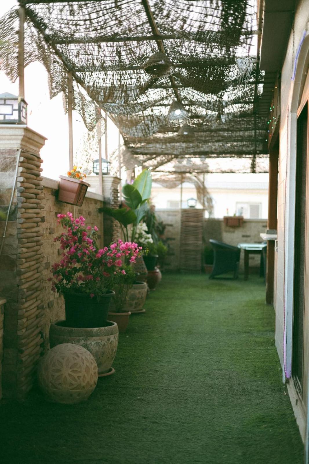Pyramid View! Sleeps 13 *